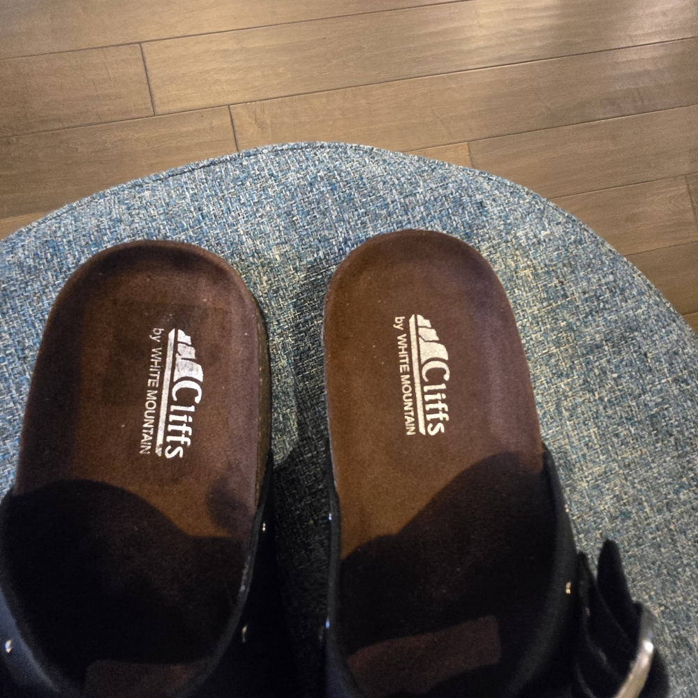 Cliffs by White Mountain, Black Double Buckle Studded Slide Sandals - Picture 7 of 8